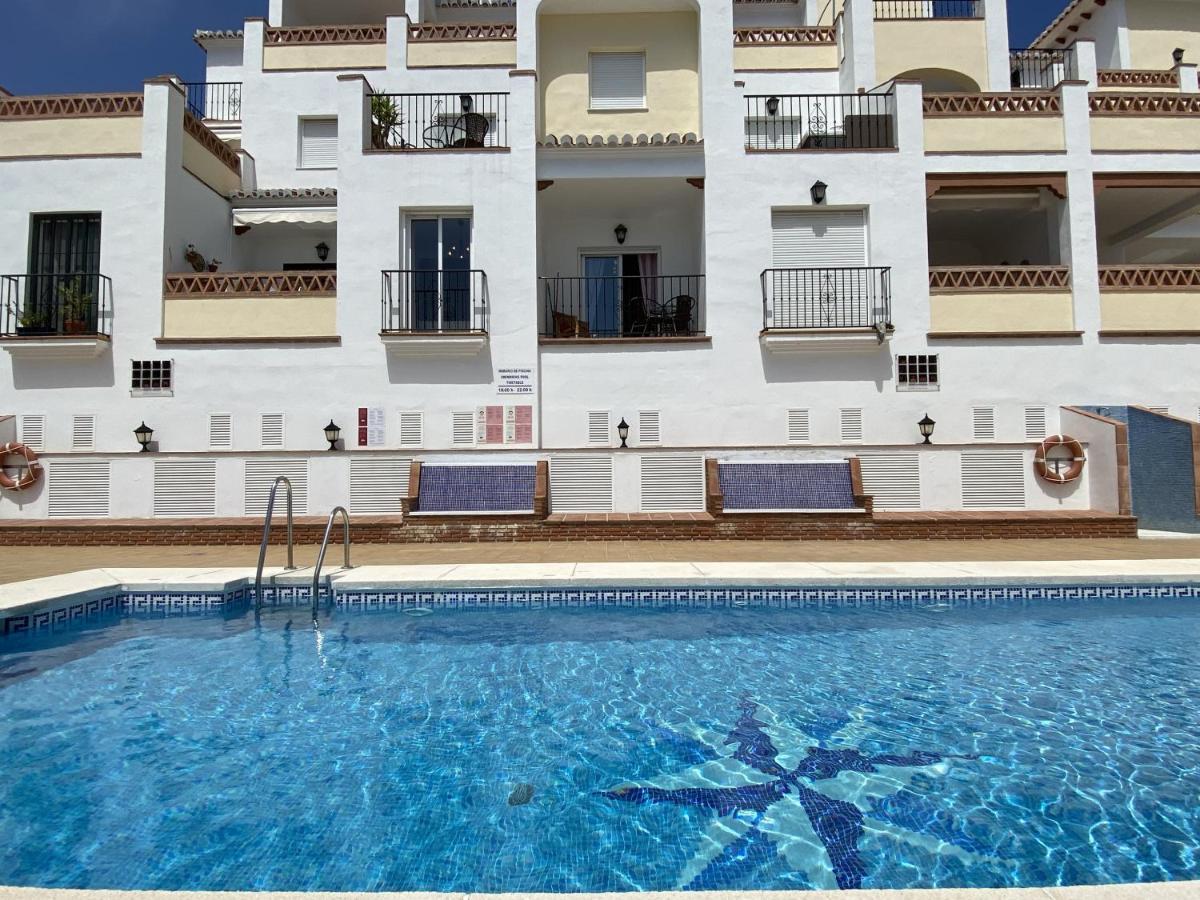 Chimenea Pinar 2 Apartments Casasol Nerja Bagian luar foto