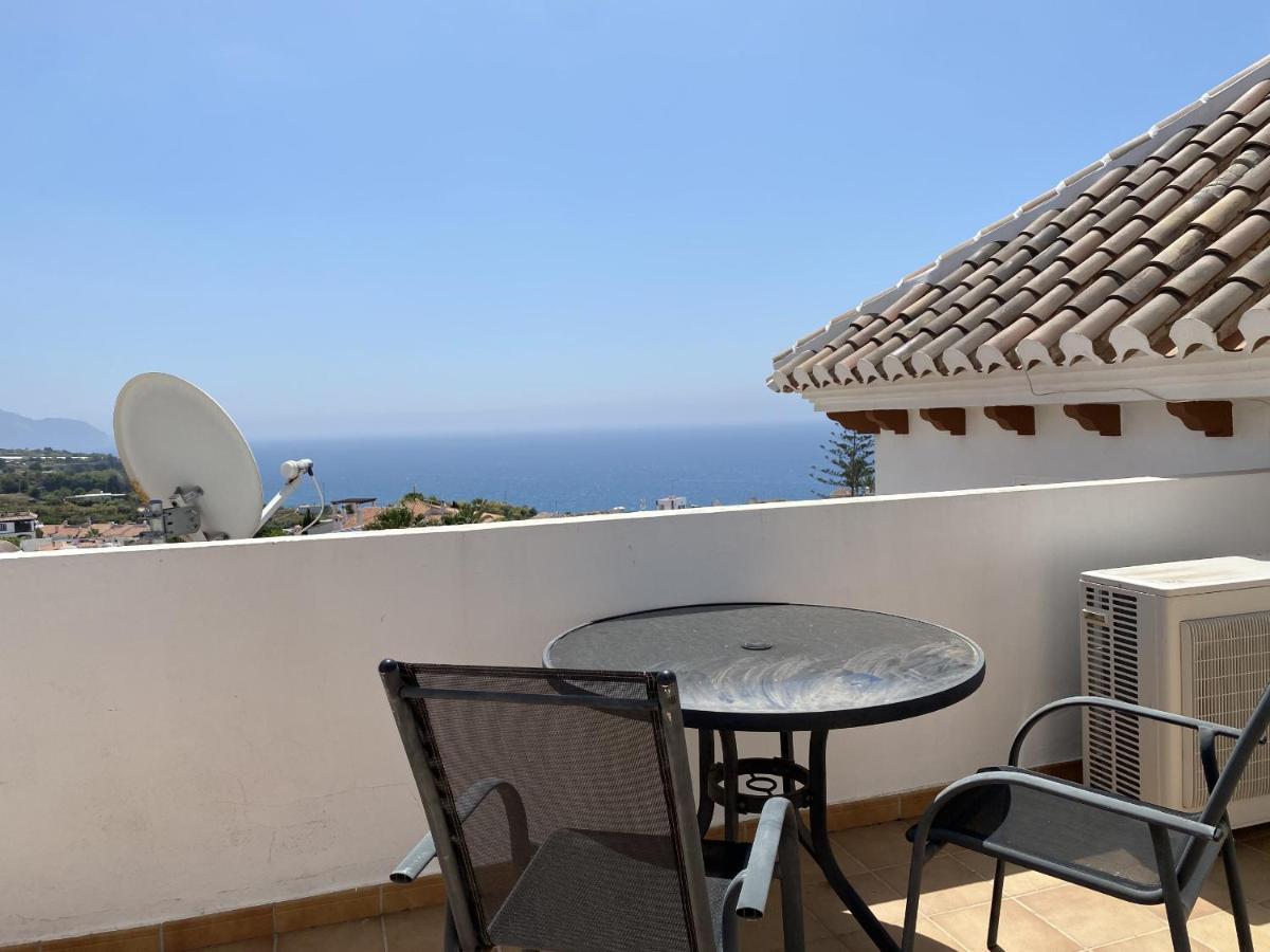 Chimenea Pinar 2 Apartments Casasol Nerja Bagian luar foto