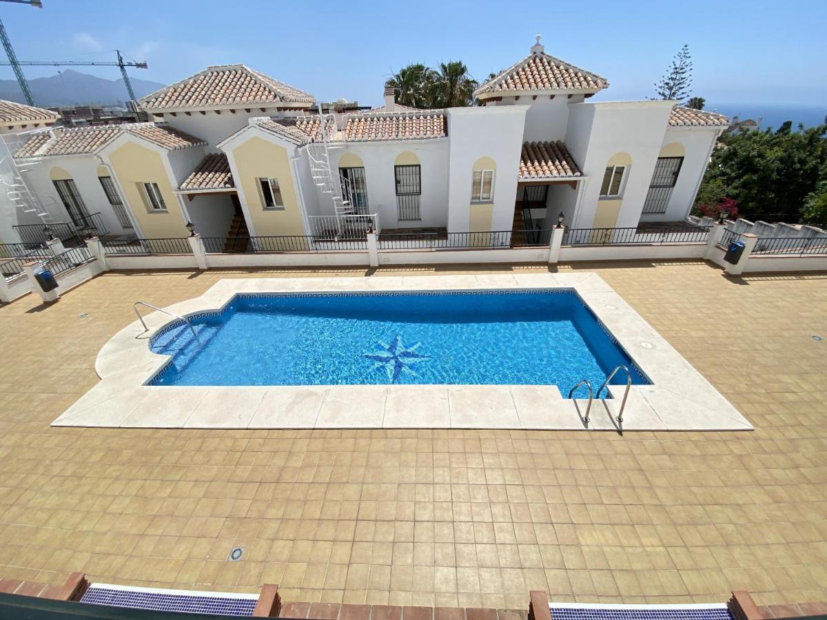 Chimenea Pinar 2 Apartments Casasol Nerja Bagian luar foto